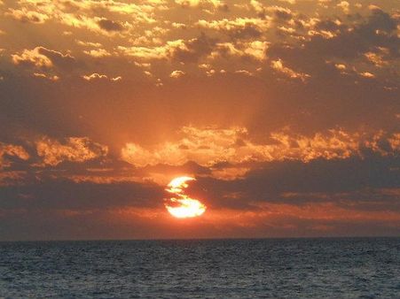 ગ્લો તળાવ