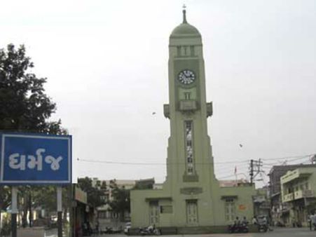 ગુજરાતનું આ નાનકડું ગામ ધરાવે છે દેશમાં સૌથી વધારે NRIs થાપણો