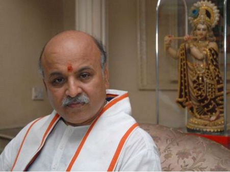 'દેશમાં મુસ્લિમો અને ખ્રિસ્તીઓના વંશજ હિન્દુ'