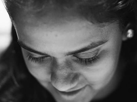 આયુષ બૉલીવુડ તરફ