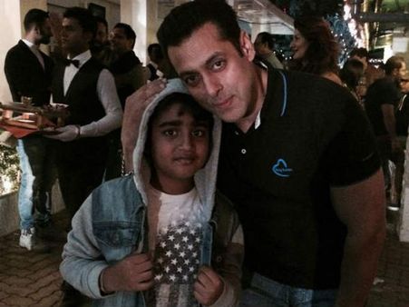 સલમાન ખાનની બર્થ ડે પાર્ટીની તસવીરી ઝલક