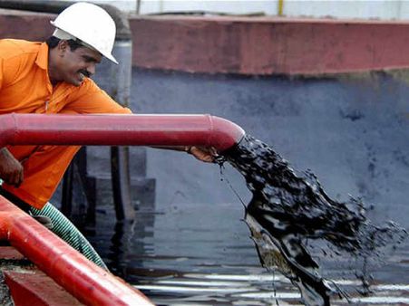 ક્રુડ તેલમાં ભાવ ઘટાડો નવા ઓઇલ ફિલ્ડ શોધવા ક્ષેત્રે રોકાણ ઘટાડશે