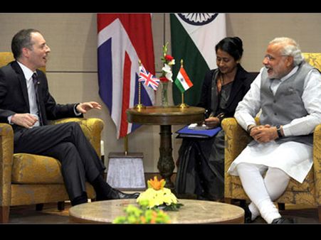 વાઇબ્રન્ટ ગુજરાત સમ્મેલન પહેલા વિદેશી મહેમાનોને મળ્યા મોદી