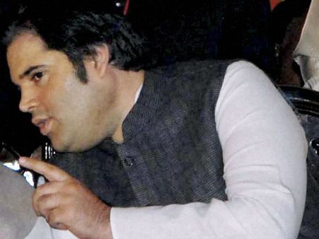 થરૂરને મળ્યા વરૂણ ગાંધી, સ્વામીએ ગણાવી થરૂરની ચાલ