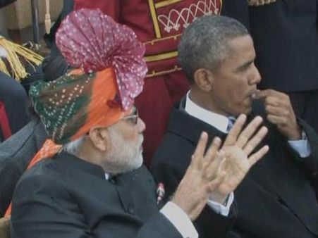 સતત કંઇક ચાવતા દેખાયા ઓબામા 