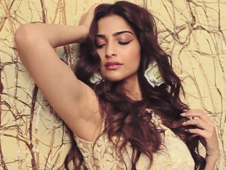 સોનમ કપૂરનું ફિલ્મફેર એડિશન માટે ફોટોશૂટ