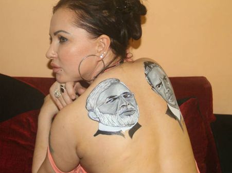 મોદી ઓબામાને સેલ્યૂટ