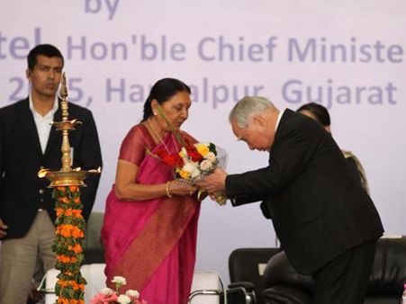 મારૂતી સુઝુકી મોટર્સનું ગુજરાતમાં આગમન, બેચરાજી ખાતે પ્‍લાન્‍ટનો શિલાન્‍યાસ