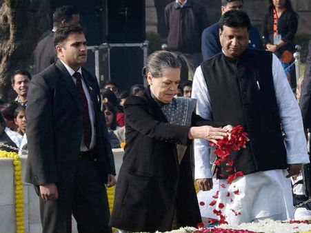 સોનિયા ગાંધી સોનિયા ગાંધી