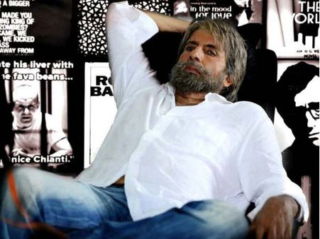 Oops: સેંસર બોર્ડે અમિતાભના ડાયલોગ અને સીન્સ પર ચલાવી કાતર