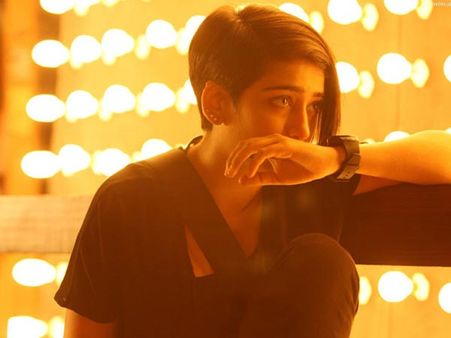 જોવી કે નહીં જોવી કે નહીં