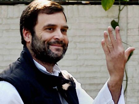 રાહુલ ગાંધીએ કર્યું વોટિંગ