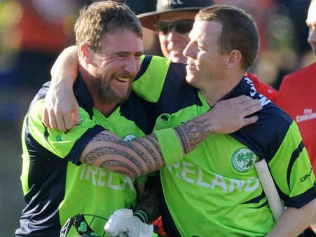 જ્હોન મૂની નોટ આઉટ