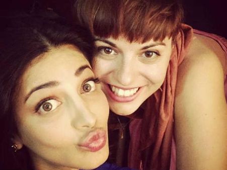 શ્રુતિ હસનની વણજોવાયેલી સેલ્ફી