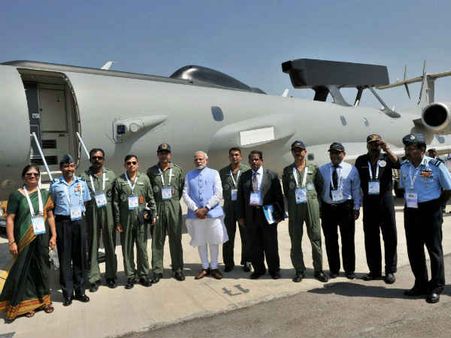 એરો ઇન્ડિયા શૉની શાનદાર શરૂઆત