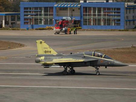 એરો ઇન્ડિયા શૉની શાનદાર શરૂઆત