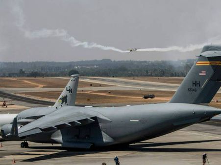 એરો ઇન્ડિયા શૉની શાનદાર શરૂઆત