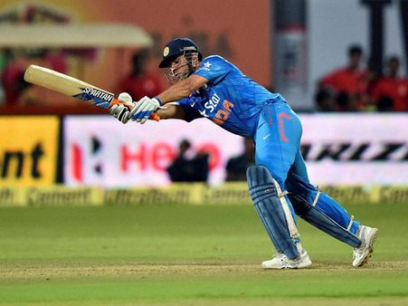 ધોનીની કપ્તાની