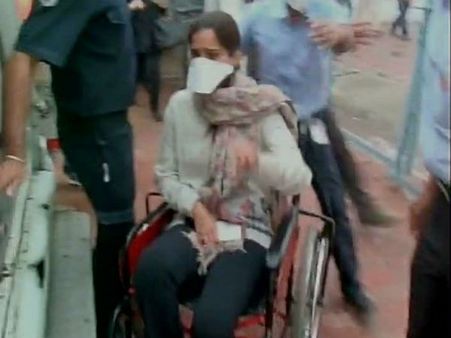 હોળીના દિવસે આ બોલિવુડ સુંદરી છે સેડ