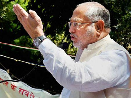 ફોન પર નથી થતી વાત