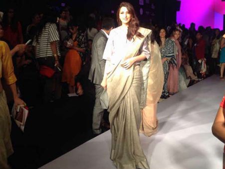 સોનાલી બેન્દ્રે