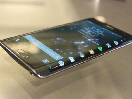 છઠ્ઠુ ફીચર છઠ્ઠુ ફીચર