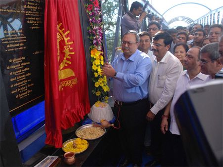 બ્રીજના નિર્માણમાં લોકોને હરવા ફરવાની સુવિધા