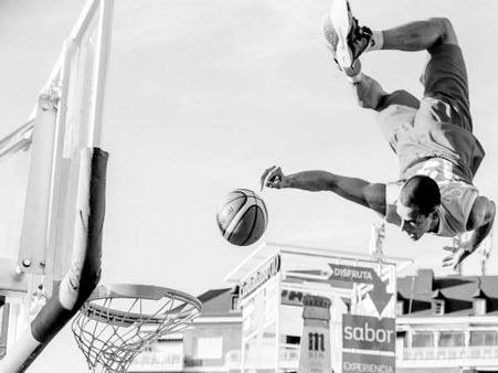 આઠમી તસવીર