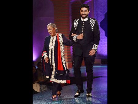 જયા - અભિષેક