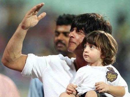 શાહરૂખ સહપરિવાર