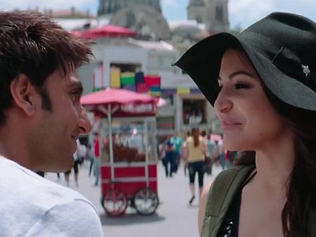 રણવીર અનુષ્કા લવસ્ટોરી