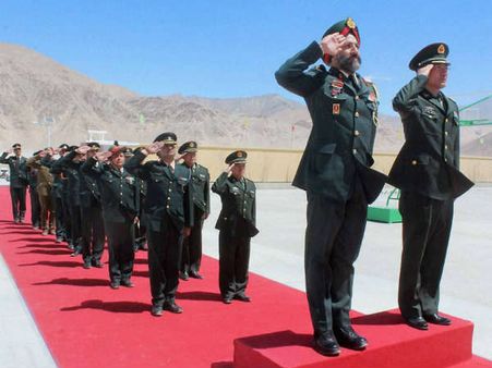 ભારતીય સેનાએ કરી ચીની સેના સાથે બેઠક
