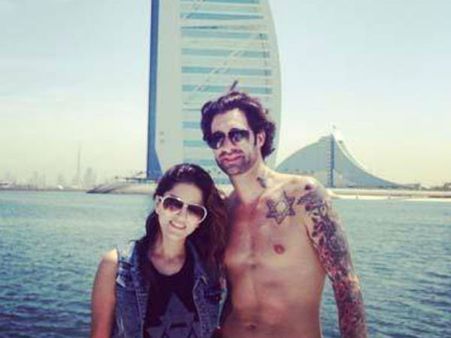 સન્ની લિયોની અને ડેનિયલ વેબર સન્ની લિયોની અને ડેનિયલ વેબર