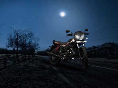 5. મહિન્દ્રા પંટેરો: