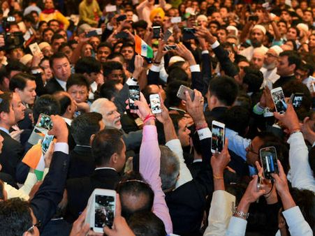 ચીનમાં છવાયા મોદી