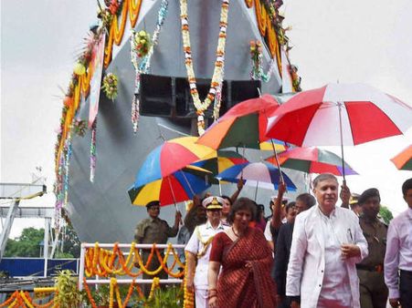 એન્ટી સબમરીન યુદ્ધ જહાજનું જલાવરણ 