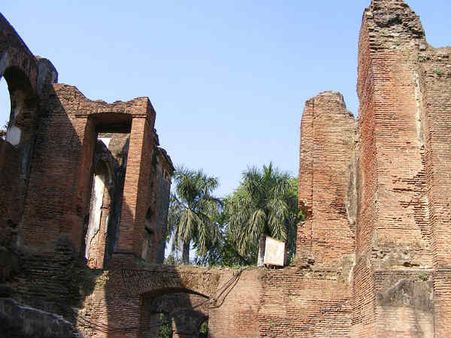 સમય બદલાયો પરંતું ડર નહીં