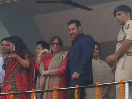 હાઇ પ્રોફાઇલ હશે રિસેપ્શન