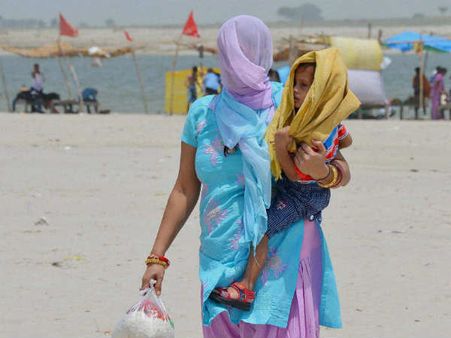 યુપીના મિર્ઝાપુરની હાલત યુપીના મિર્ઝાપુરની હાલત