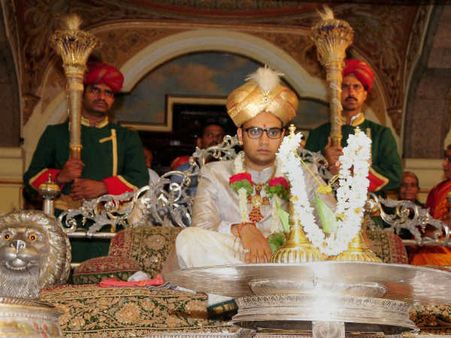 મૈસુરના 27માં રાજા બન્યા યદુવીર કિષ્ણાદત્તા