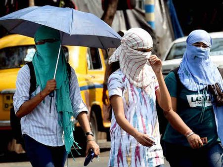 આંખો પર ચશ્મા આંખો પર ચશ્મા