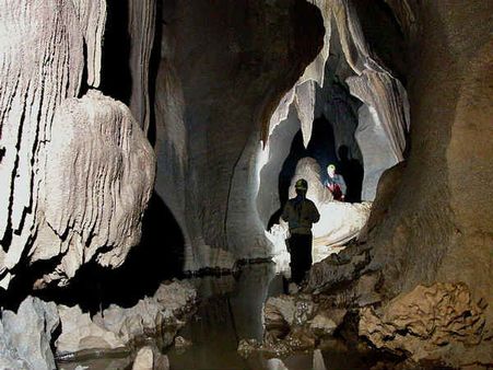 મેઘાલયની ગુફાઓ 