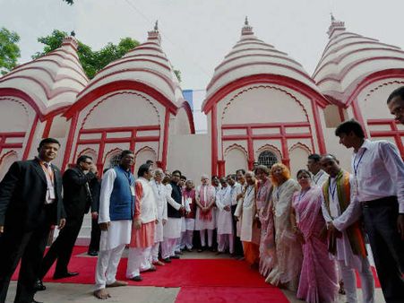 ઢાકેશ્વરી મંદિર પ્રાંગણ