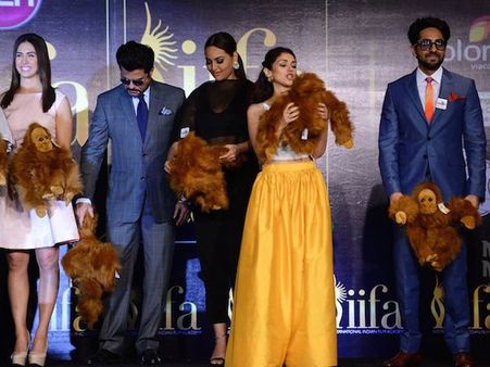 ફસ્ટ ડે ફસ્ટ ડે