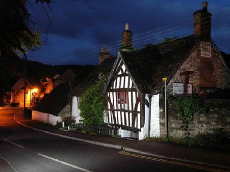 જૂની રામ ઇન, ઇંગ્લેન્ડ