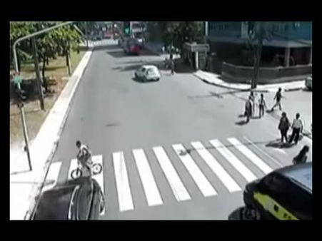 આવો અકસ્માત નહીં જોયો હોય, હિમ્મતવાળા જ જુવે વીડિયો