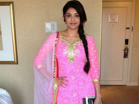 પ્રિટ્રી પીંક