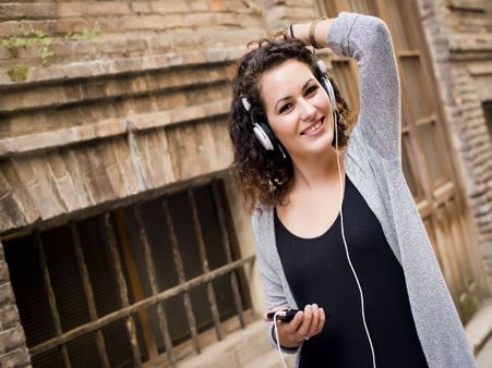 ગીતો સાંભળો