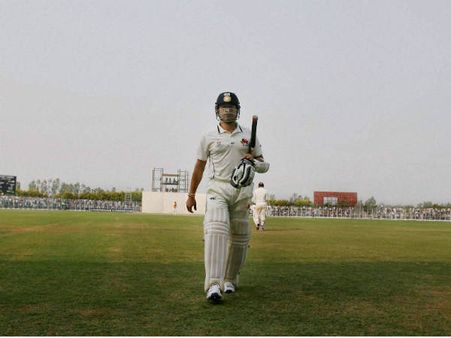 જ્યારે સચિન ગુસ્સે થઇને આવ્યા ડ્રેસિંગ રૂમમાં 