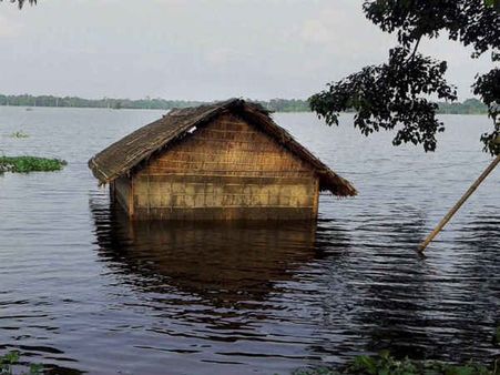 હાલમાં અસમની સ્થિતિ ખૂબ જ ખરાબ છે